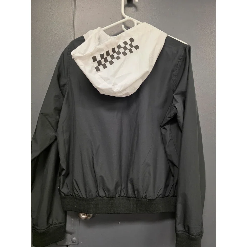 Van's windbreaker jacket 1011